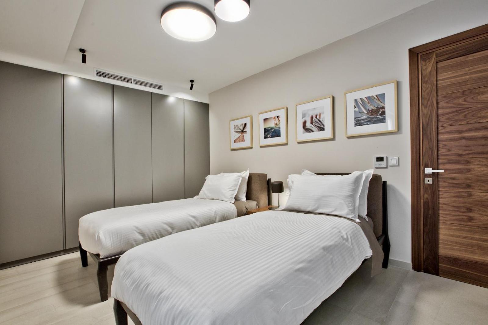 Sea Front Spacious Valletta Views Apartments Sliema Esterno foto